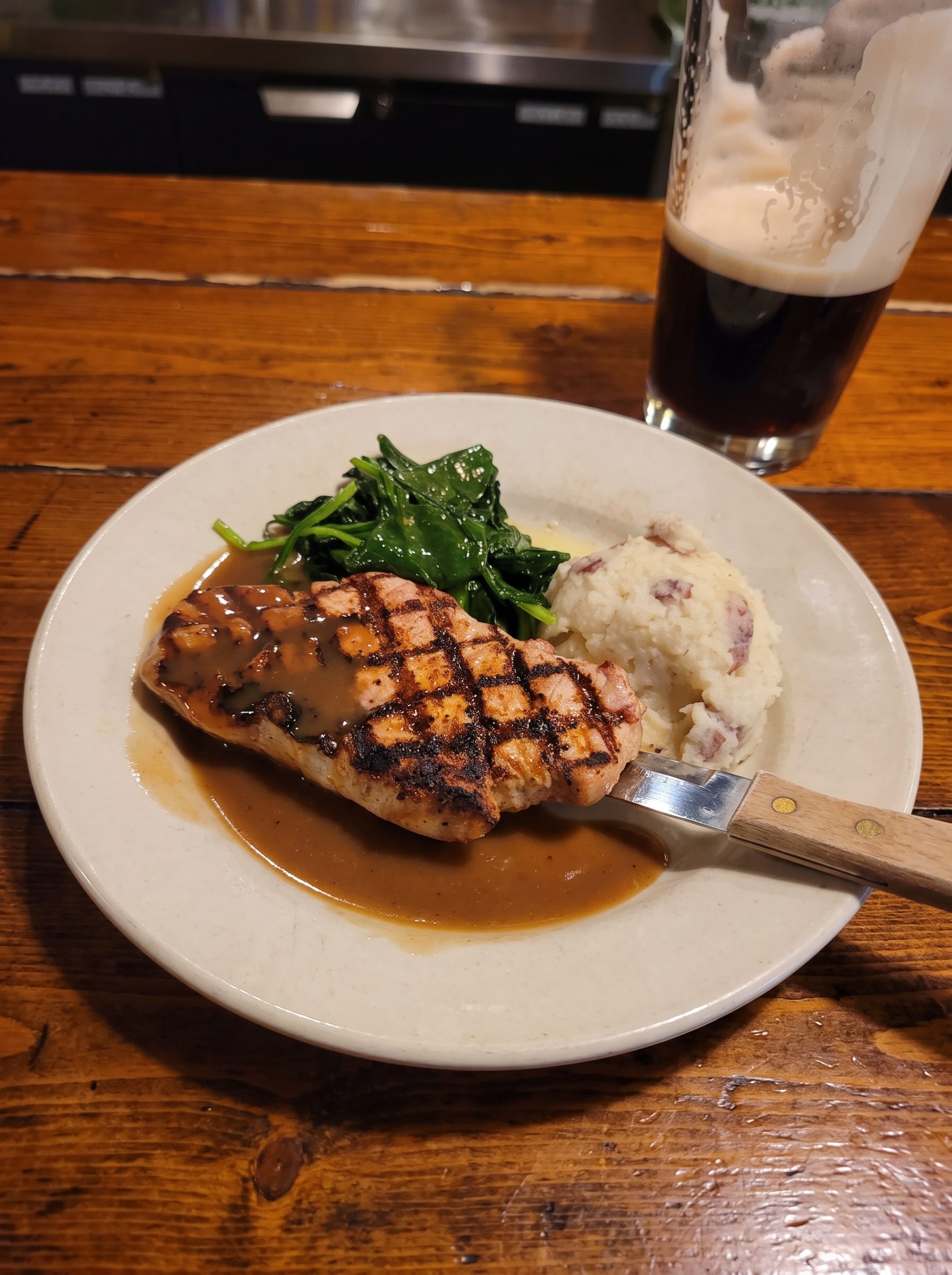 Farm-to-Table Heritage & Pub Fare