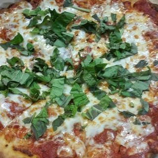 FAMILY PACK PUB PIZZA PARTY MEAL(feeds 4 to 6)