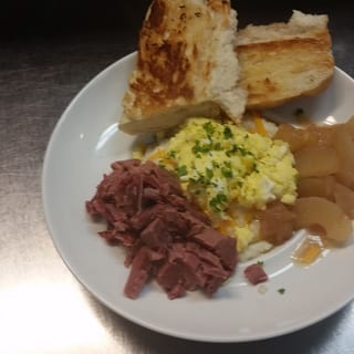 SOFT SCRAMBLED BREAKFAST BOWL