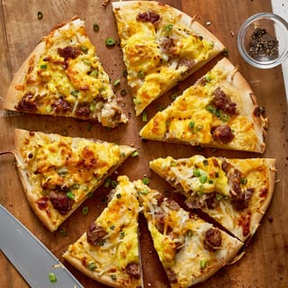 BREAKFAST PIZZA