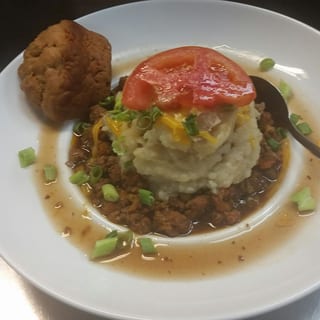 DELUXE SHEPHERD'S PIE
