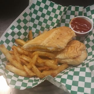 KID'S GRILLED CHEESE SANDWICH